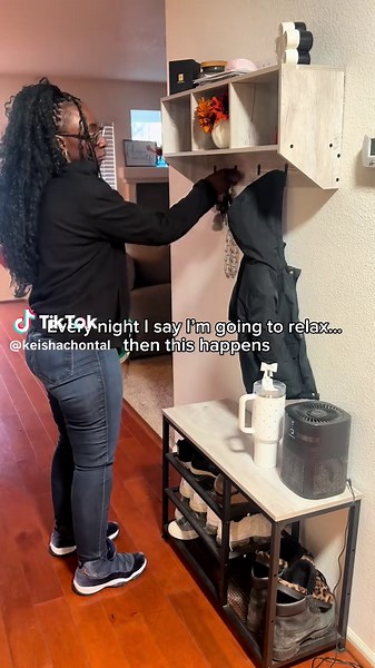 Realistic night routine after a long practice day — just a busy mom cooking dinner, cleaning the kitchen, and praying with my kids before bed. If you’re into mom night routines, cleaning motivation, and relatable mom humor, this one’s for you 💙 #nightroutine #eveningroutine #cleanwithme #cleaningmotivation #busymomlife