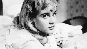 Sue Lyon, Actress Who at 14 Played Kubrick’s ‘Lolita,’ Dies