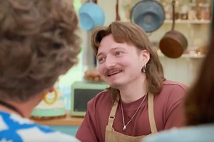 Bake Off's Iain vows to 'put bingate to bed' with meringue showstopper