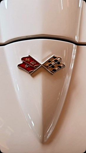 New to the showroom 1967 numbers matching corvette🤤 #hotrodmuseum #classiccars #classiccarsdaily #corvette #corvettes #numbersmatching #hillcountrycarculturemagazine #drippingsprings #austincars #corvettelifestyle #chevycorvette #numbersmatchingcorvette #corvettes #corvetteclub #corvettenation | speedingsprings