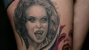 Vampir-Tattoo: Bedeutungen und schöne Motive für das Tattoo mit Biss