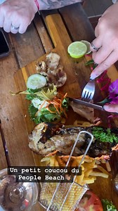 Un coucou de PEOPLE BEACH…. Bisous et bonne année tous 💋💋 | People Beach