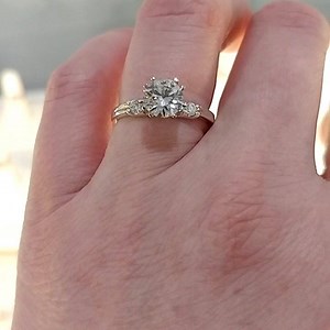 This stunning .9 carat, J color round brilliant Eco Diamond is excellent in all 3 categories: cut, polish and symmetry! Get yours here: https://ecodiamond.com/engagement-rings/loose-lab-created-diamonds #ecodiamond #ecofriendly #engagementringselfie #brilliant #labgrowndiamonds | Eco Diamond