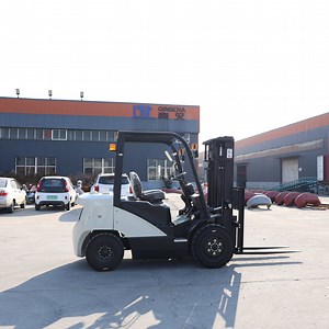 [Hot Item] 3 Ton Internal Combustion Diesel Forklift Equipment for All Terrain and Rough Yard Duty
