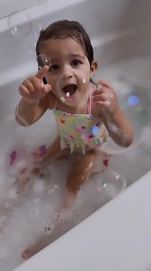 Bubbles Baby Magic = a #magicmoment for all! 💗 📸: @heydivinity | Baby Magic
