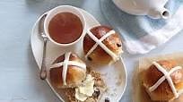 15 Easy Hot Cross Buns Recipe - Selected Recipes