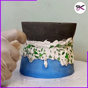 A Cute Fireplace 🔥 to have at Home 🏡 #concrete #concretework #fireplaces | RusticKraft