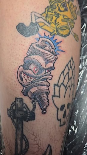 #sparkplug #tattoo #justinsanetattoos ##truegrips #needlesupply #inkeeze #spiritstencilproducts #valparaiso #indiana #midwesttattoo #snailtrailstencilgel #cultureshocktattoos #cheyennetattooequipment #fyp | Justin Heath