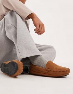 ASOS DESIGN moccasin slippers in tan with faux fur lining | ASOS