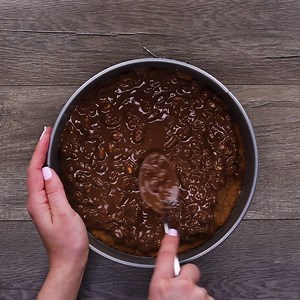 SNICKERS Cheesecake | So Yummy