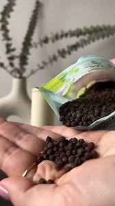 Himalayan Pink Salt Flakes, 10 Pounds – Flaky Salt Crystals, Pure, No Additives, Vegan, Bulk. Gourmet Salt. Rich in Minerals, Enzymes. Perfect to Use as a Finishing Salt. Not Suitable for Grinders