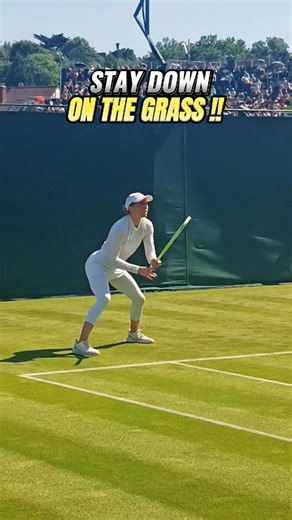 Playing of faster courts often means the ball doesn't bounce so high. It helps a lot to play from a lower position with your knees bent. Grass courts offer a particular challenge as the ball reacts differently on the surface and you have to adjust physically and technically #grasscourt #wimbledon #onemoreball #tenniscoaching #tennisplayer #tennislover #tenis #tennis #tennismatch #tennislife | Tennis