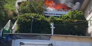 HFD firefighters extinguish blaze at house in Punchbowl area