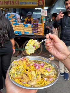 Fastest Button Papadi Making | StreetsofIndia