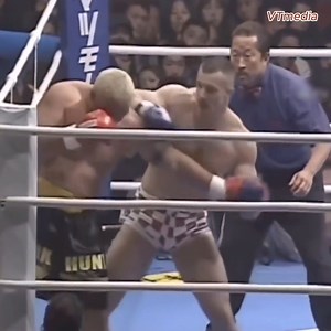 Mark Hunt 🤜 one of rare fighters that cann survive Mirko CroCop leg kicks ✊🥊 | Street Fight Europe