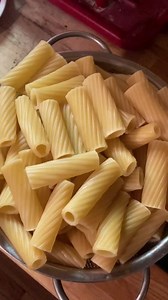 Having some business meetings with the camp about how to take the streams to the next level...and making a 200IQ baked zitti recipe from my grandmother 👀 #omletarcade https://omlet.gg/dlynchforeal/ | D.Lynch