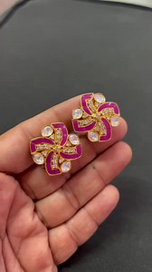 1K views | Exclusive & Unique Takkar and Moissanite Work fusion with talaf work. DM 9828290357 Only Online Payment accepted. No booking without payment Serious Buyers Only. #abhivyaktijewels #jewelry #onlinejewelry #fashionjewelry #weddingjewelry #qualityjewelry #realjaisijewelry #engagement #celebration #festival #lehenga | Abhivyakti Jewels and Handicrafts | Facebook