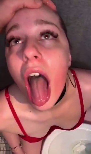 #bdsm #submission #slave #slavegirl #ddlg #master #bondage #petgirl #humulation #blonde #hotgirl #Chilled_re_generic #facefuck #blowjob #deepthroad
