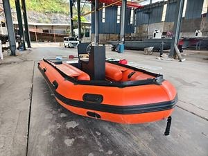 [Hot Item] Zodiac Grade 5.2 M Rubber Boat for Rescue and Patrol