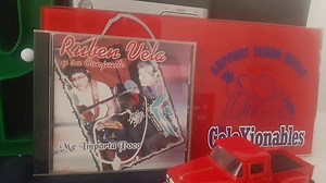 32 reactions | the very happy polka of Grand Master Ruben Vela流, accompanied on the Bajo Sexto by another great musician such as his 'Tocayo' @Ruben Garza, a recording from 1983 entitled "La Delgadita" for all of you | ColeXionables | Facebook