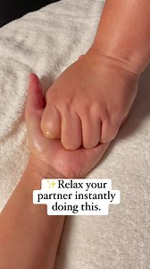 1M views · 10K reactions | This two-step hand massage is incredibly calming. #massagetherapy #handmassage #relaxing #viral #stressrelief #musclerecovery #selfcare #Houstonmassage #swedishmassage | Belle Therapy | Facebook