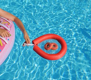 218K views · 462 reactions | Amazing summer hacks to make hot days stress-free! | 5-Minute Crafts Men | Facebook