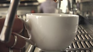 ✨️Más de 1,000 casos de #CancerdeMama ocupan un lugar importante en entre incidencia y muerte en la mujer hondureña. 🎀🇭🇳 ♥️ ¡Quiérete, cuídate, explórate! 🎗 ✨️Tú si puedes detectarlo a tiempo.⏰️ 📺 En la lucha imparable contra el cáncer de mama, #SomosTuVoz 🎀 | TV Azteca Honduras