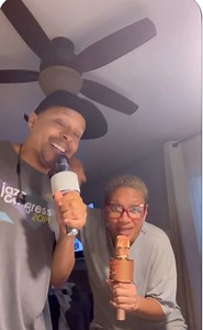 😂🤣😂🕺🏽💃🏽A “TINY DESK” 🙌🏽PRAISE with The Baylor Project NPR Music concert premier 📺 tomorrow at 12PM! 😂🤣😂🤣😂 #TheBaylorProject #BeALight #7XGRAMMYNominee #NAACPImageAwardWinner #NPR #NPRMusic #TinyDesk | Jean Baylor