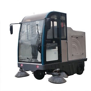 [Hot Item] Hot Sale Electric Road Sweeper Road Washing and Cleaning Vehicle