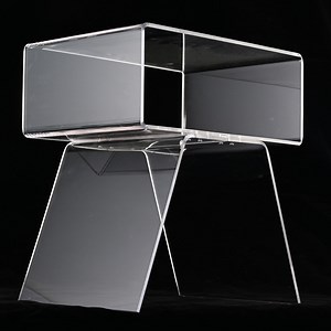 [Hot Item] Versatile Transparent Acrylic Stand for Document and Book Display