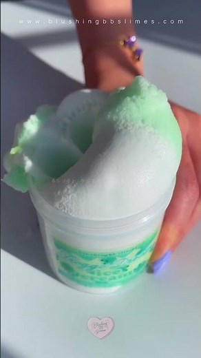 ASMR 🐸🍦🍃 Froggo Dream Ice-Cream from ‪@BlushingBB‬ 💚