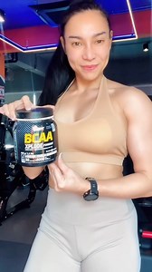 BCAA ถูกจัดว่าเป็น "King of Amino Acids" ซึ่งปัจจุบันเรากล้าพูดได้เต็มปากว่า แทบจะไม่มีนักกีฬามืออาชีพท่านไหน (โดยเฉพาะสายเวทเทรนนิ่งและฟิตเนส) ที่ไม่ใช้ BCAA ในช่วงไดเอท ลีนหุ่นแล้ว! . สาเหตุหลัก เพราะ BCAA ที่ได้จากโปรตีนในเนื้อสัตว์รวมถึงอาหารเสริม BCAA เป็นหัวใจสำคัญในการสร้าง ซ่อมแซม และป้องกันการสูญเสียกล้ามเนื้อในช่วงไดเอทลีนหุ่น ซึ่งเป็นการเปลี่ยนลักษณะการทานอาหารไปจากเดิม ซึ่งนักกีฬาส่วนใหญ่จะมีลักษณะการทานแบบ Low & Strict Carbs ได้รับพลังงานรวมต่อวันแบบ Deficit อย่างต่อเนื่อง . ซึ่งการ