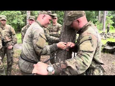 How to construct a one- rope bridge