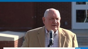 Sonny Perdue retires as chancellor