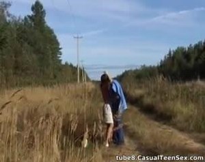 Casual Country Sex In The Open
