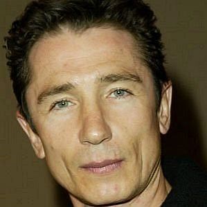 Dominic Keating Girlfriend 2026: Dating History & Exes - CelebsCouples