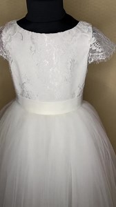 Lace Bodice Tulle Communion Dress: Light Ivory Flower Girl Dress - Etsy