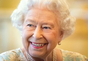 Elisabeth II sous surveillance : cette photo qui rassure sur son état de santé - Elle