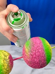 Dollar Tree DIY Summer Centerpiece from Steering Wheel Cover
