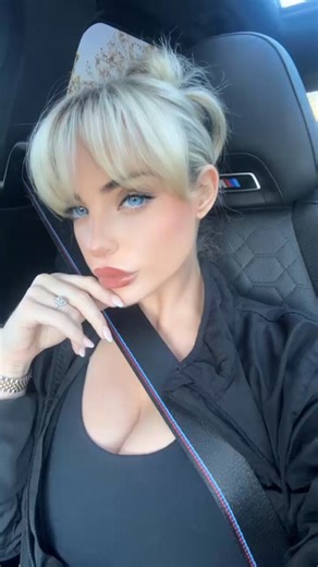 RT @BigTitBlondeUK: Guess my car for a titty pic in DM’s 📥 😮