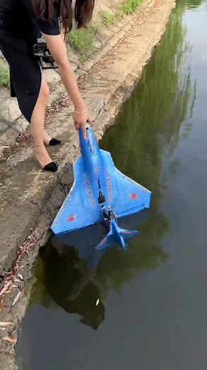 11K views · 82 reactions | Max speed 120km/hr. Remote control distance 2000metets. #rc #toy #foryou #gift #kidstoylover | Kidstoylover | Facebook