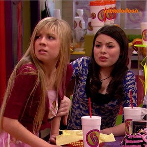 Dont mess with Sam🤭 | iCarly