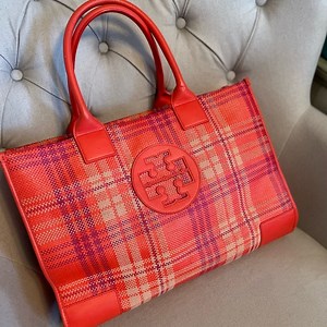 Tory Burch Ella Tote!Limited edition,Straw shell Silk lining/Leather straps/logo