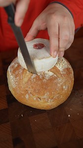 Bread stuffed with reblochon 🤤 👇 Ingredients : - 1 bread - 2 reblochon (Make a cheese in an round pot) - Thyme - An oil chouilla - 2 cloves of garlic - 1 tsp wine - Cooking 20 minutes at 180 ° #Asmr #Foodasmr #cooking #recipe #cheese | Chef Jean-Nours