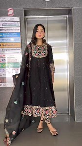 Smart Dress Gallery on Reels