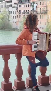 SUL PONTE DI BASSANO | Sabrina Salvestrin