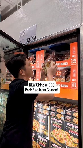 19K views · 144 reactions | NEW Wow Bao Chinese-Style BBQ Pork Bao from Costco Beautiful bouncy dough, huge pieces of pork, and a super generous char siu filling. Steamed mine like a proper Asian household Solid 9/10 — Sushi Baby approved #thesushiguy #costco #costcofinds #wowbao | The Sushi Guy | Facebook