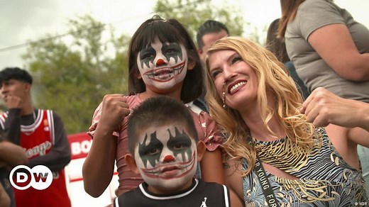 Mexico: Wrestling for self-defense