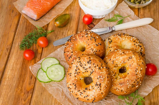 Should You Eat Bagels for Breakfast? 5 Health Effects