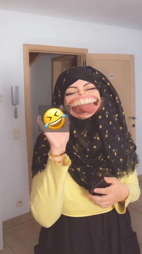 CHEEEEEH ! 😂🤣 #telephone #couple #couplegoals #rire_tiktok #comediecouple #fypシ #comediecouple #couplesketch #viedecouple #humour | Bilal & Najwa